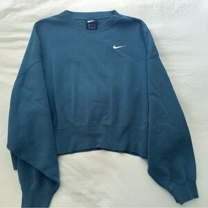 Nike Women's Teal Cropped Crew Sweatshirt with White Swoosh